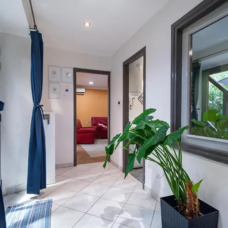 Apartman Apartments With Wifi Rijeka - 7825