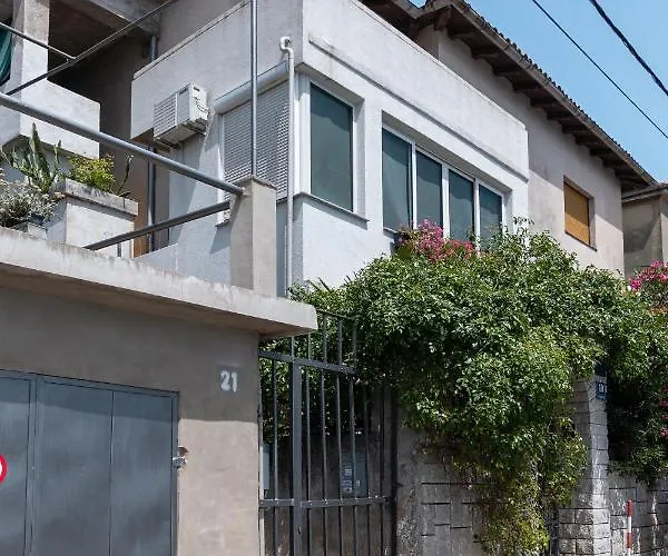 Apartments With Wifi Rijeka - 7825