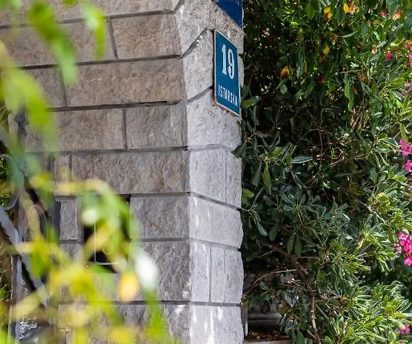 아파트 Apartments With Wifi Rijeka - 7825