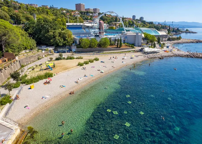 Apartments With Wifi Rijeka - 7825 아파트 *