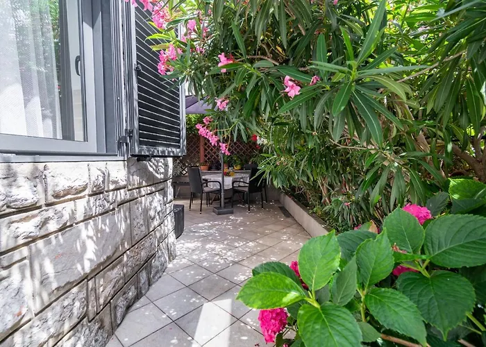 Apartments With Wifi Rijeka - 7825 Apartman